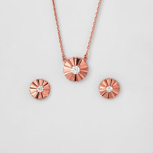 Rose Gold Frill Pendant Set