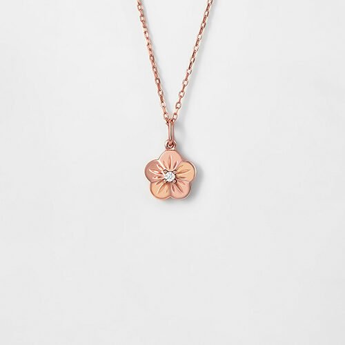 Rose Gold Fragrance Pendant with Chain